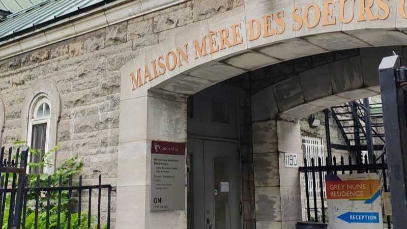 motreal-grey-nuns-residence entrance