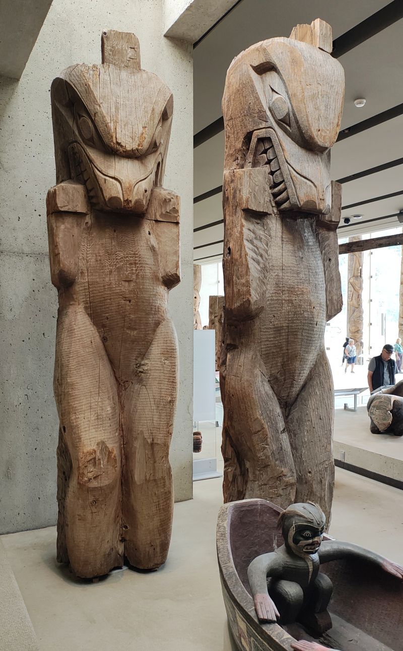 vancouver-ubc-moa-exhibition-wooden-statute