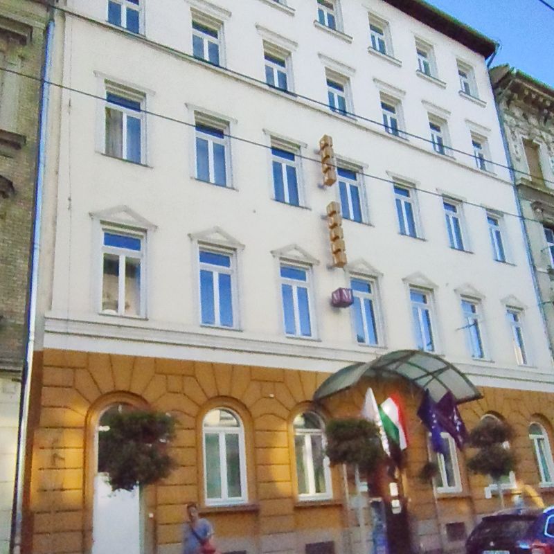 budapest-star-city-hotel