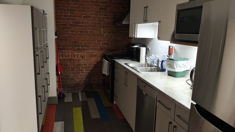 halifax-granville-hall-residence-kitchen