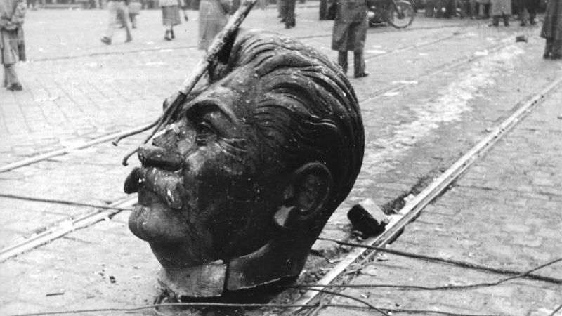 hungarian-revolution-of-1956-stalin