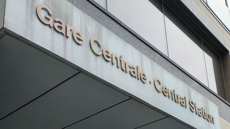 montreal-central-station-entrance