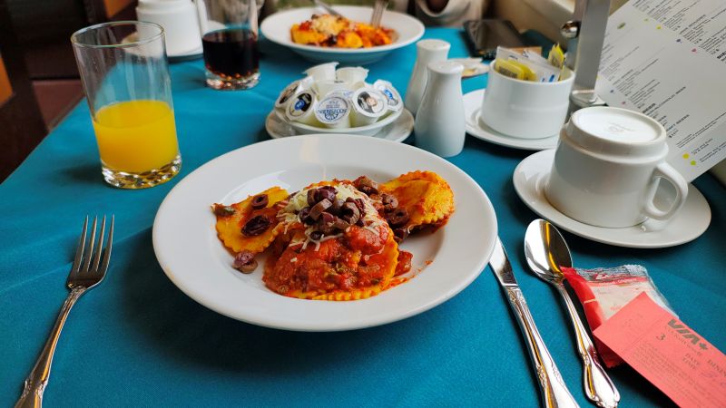 via-rail-canada-lunch-montreal-to-halifax