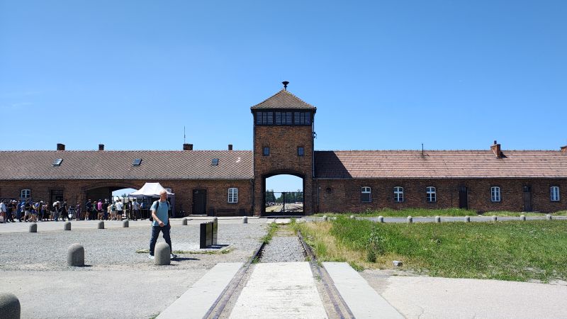 auschwitz-birkenau-concentration-camp