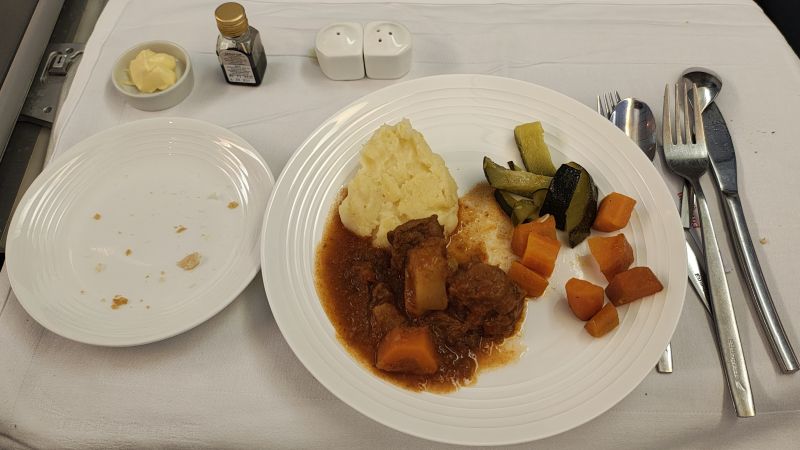 main-dish-served-at-ethiopian-airlines