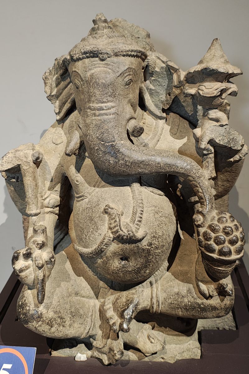statue-mumbai-museum