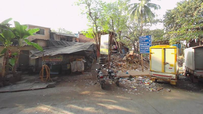 street-near-mumbai-airport