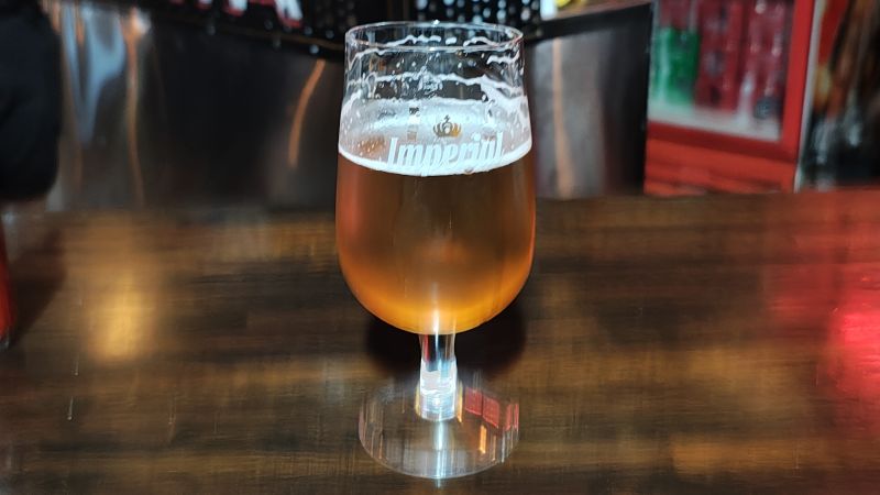 buenos-aires-beer-at-san-telmo-market