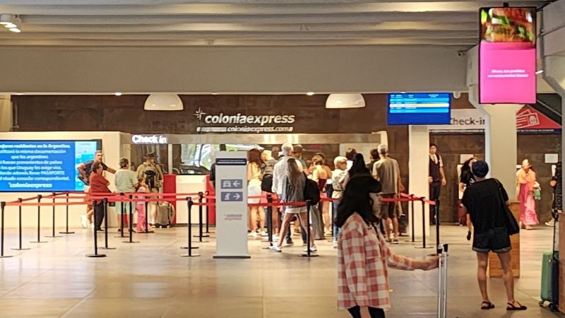 by-ferry-from-buenos-aires-to-colonia