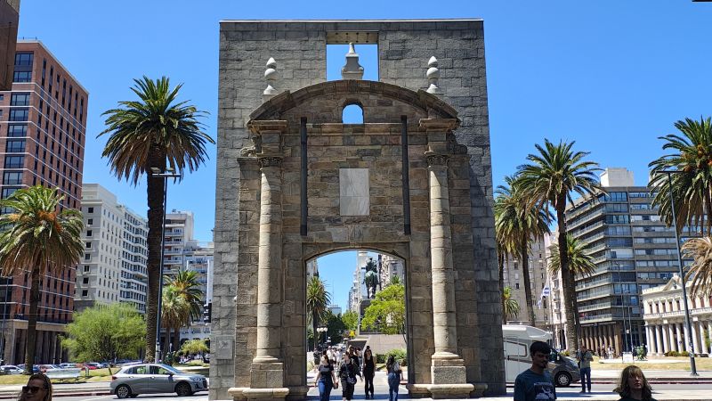 Gateway of the Citadel montevideo