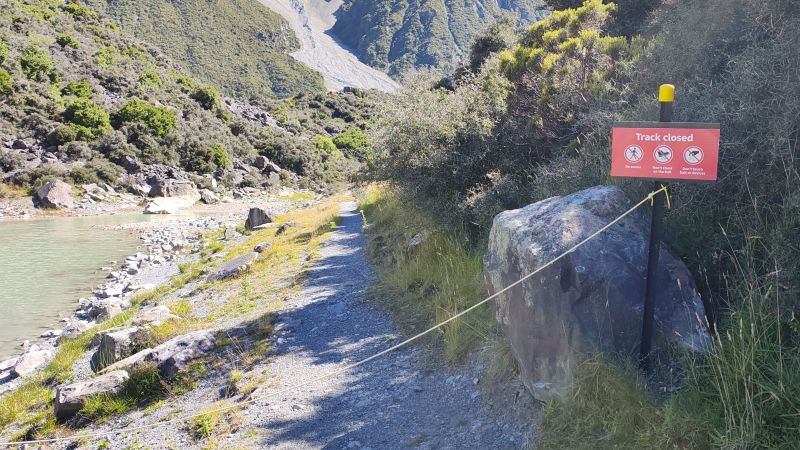 ball-hut-track-aoraki-mt-cook