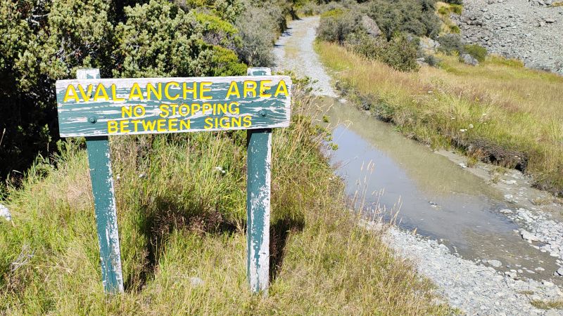 ball-hut-track-aoraki-mt-cook