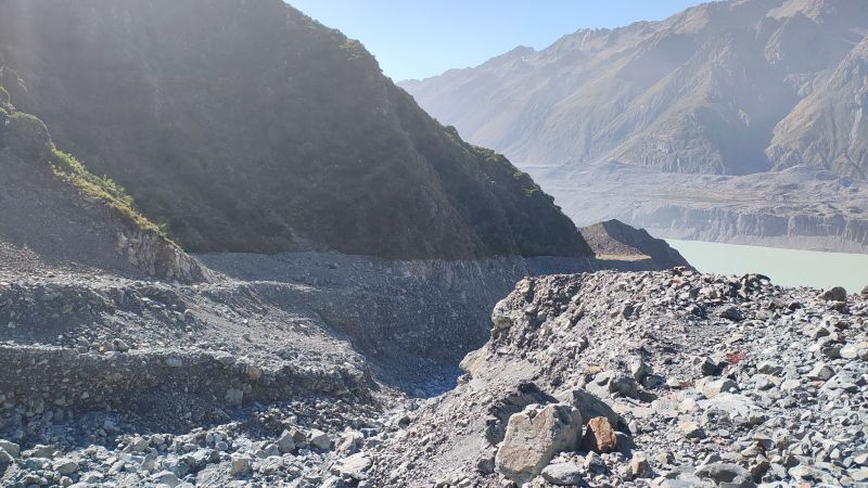 ball-hut-track-aoraki-mt-cook