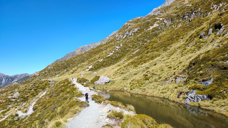 sealy-tarns-aoraki-mt-cook